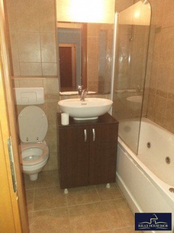 vanzare-apartament-3-camere-confort-2-semidecomandat-la-cheie-in-ploiesti-zona-vest-baraolt-14